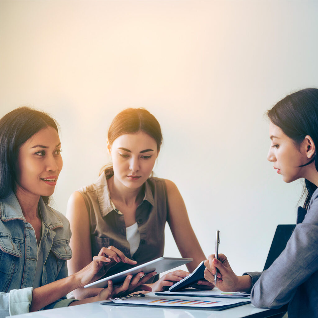 Discover the Best HR Practices to Manage and Pay your Canadian Workforce